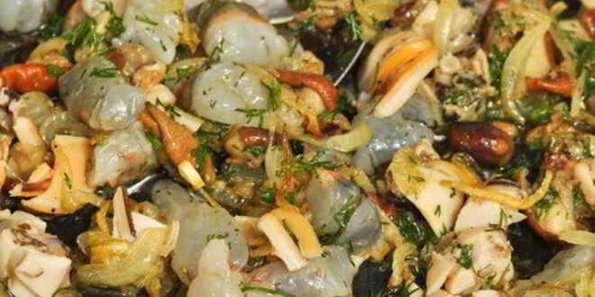 Рецепт дорадо, фаршированная жюльеном из морепродуктов