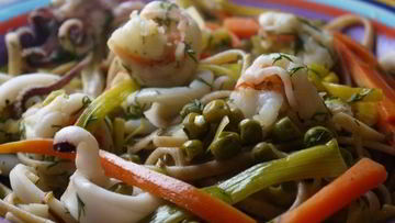 Рецепт Жульена из морского коктейля