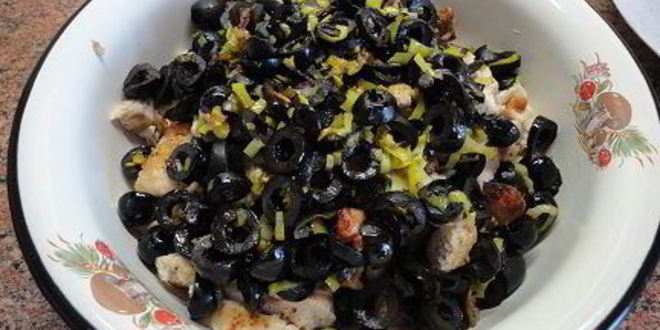 Рецепт жюльена из курицы с маслинами